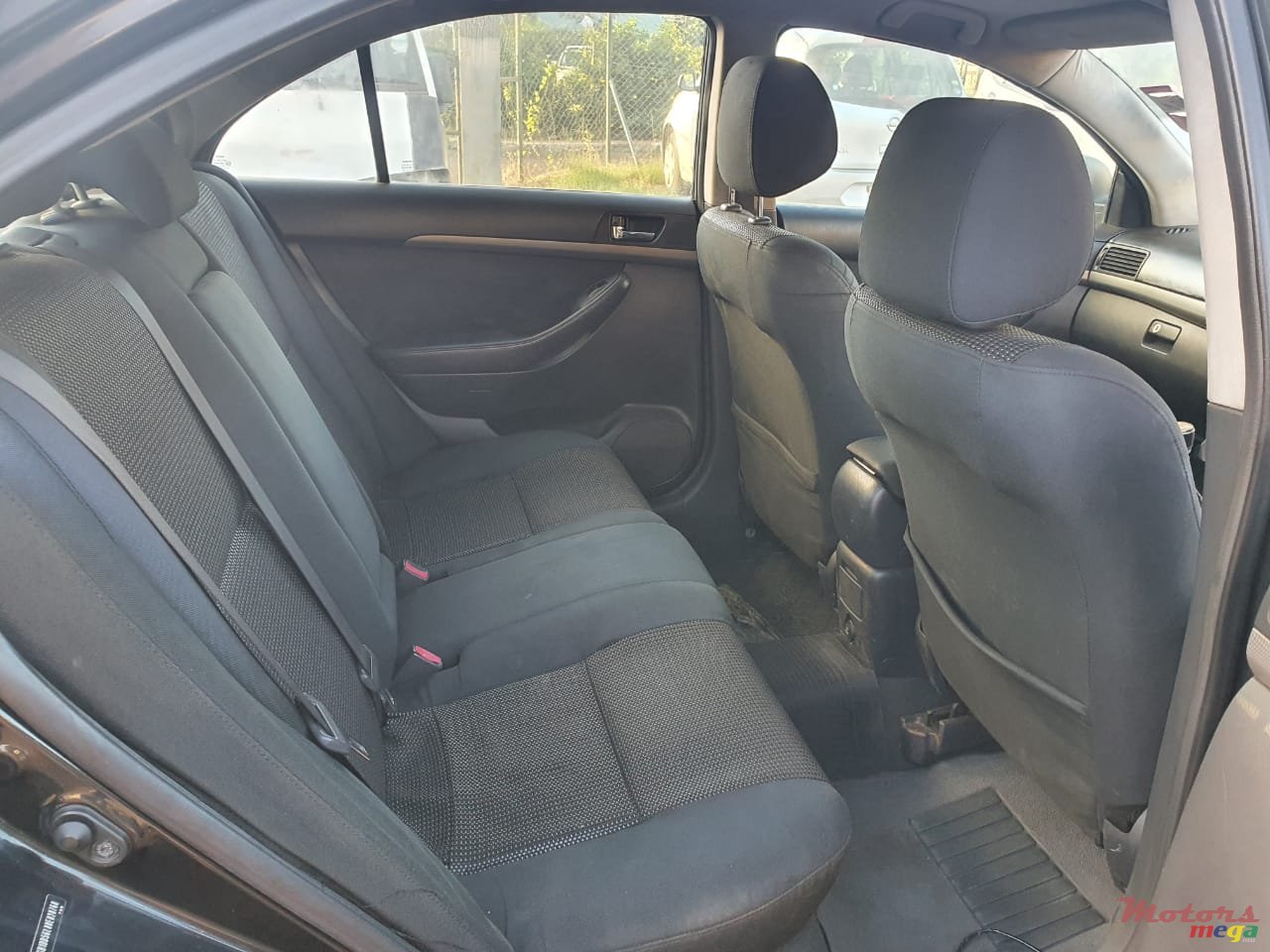 2007' Toyota Avensis photo #4