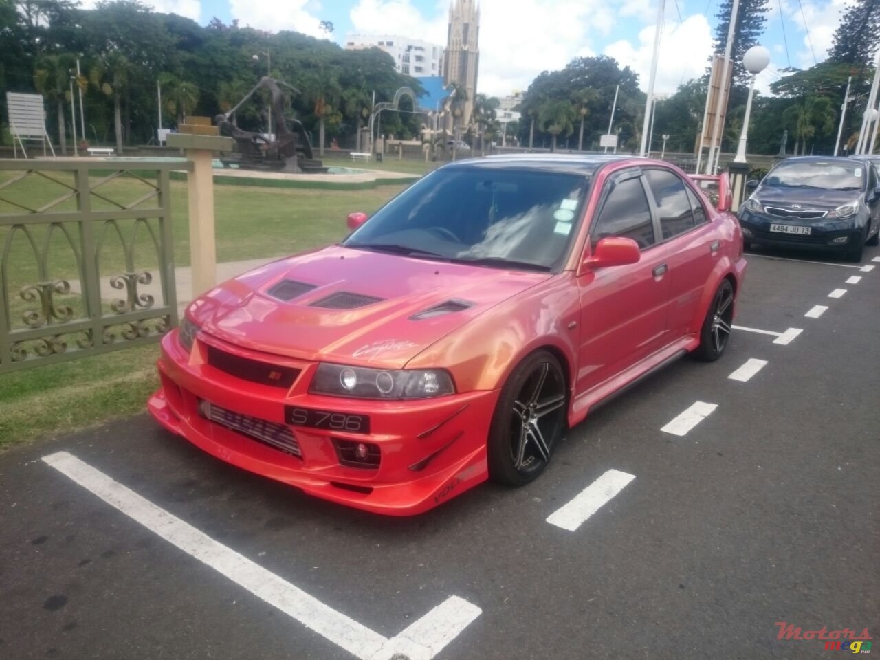 2000' Mitsubishi Lancer photo #6