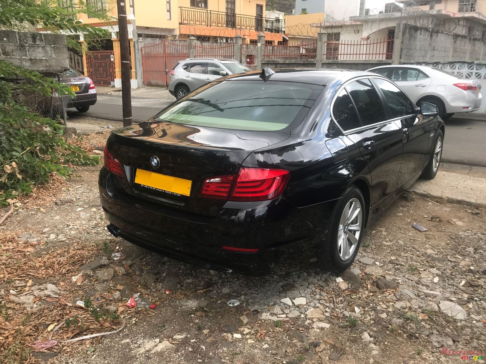 2013' BMW 520 i photo #2