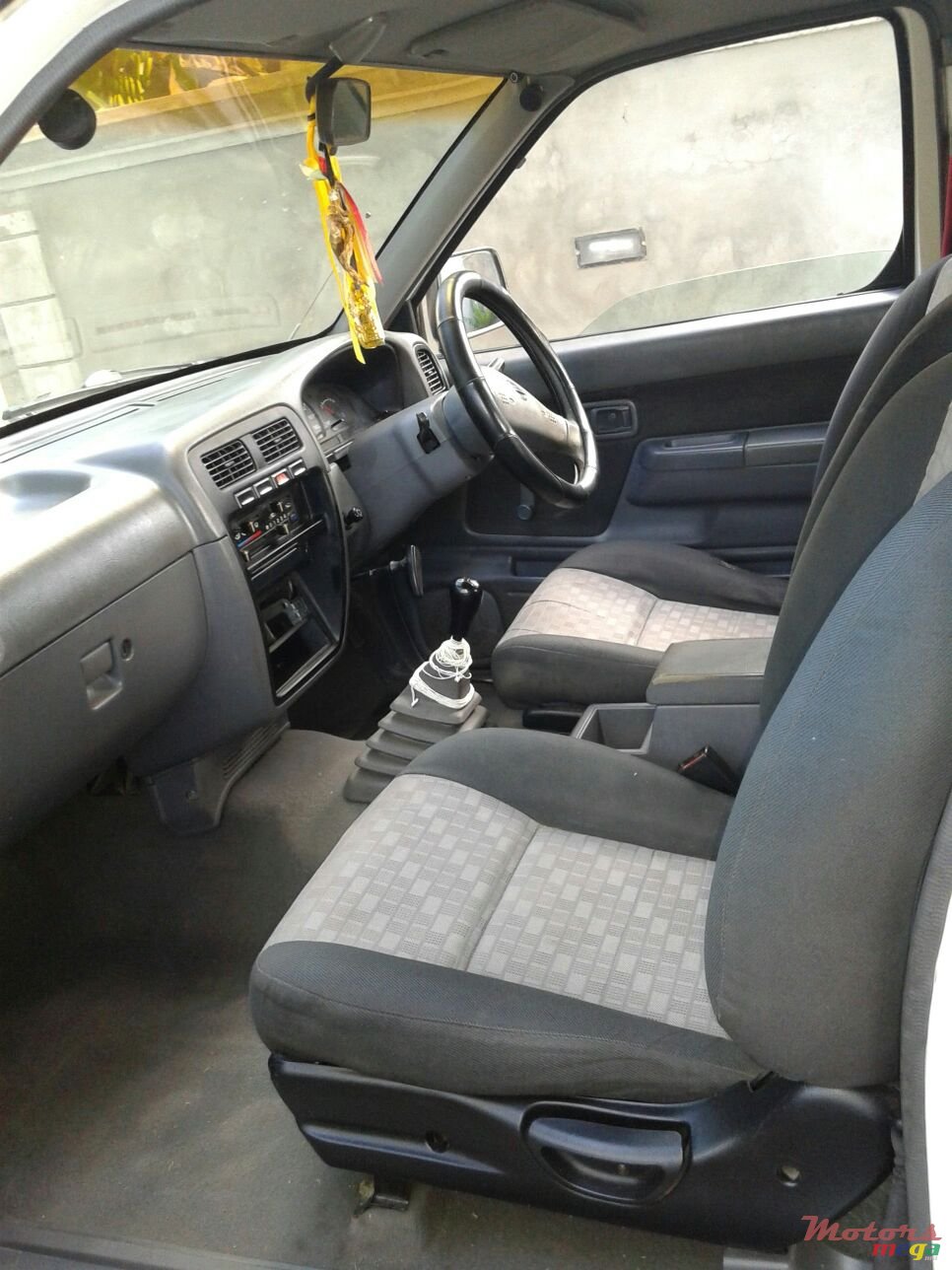 2003' Nissan Hardbody original  photo #5