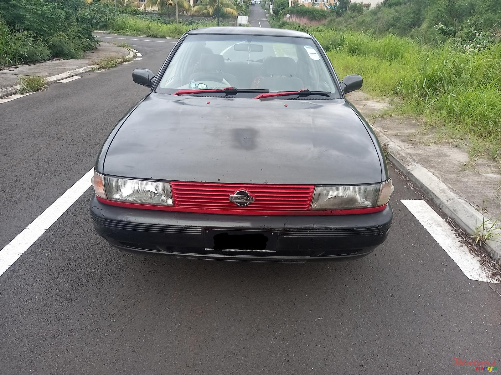 1992' Nissan Sunny photo #3