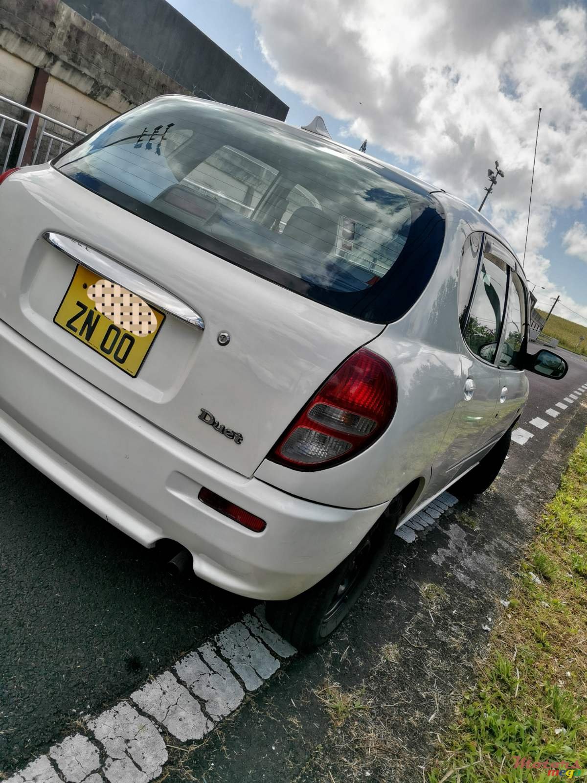 2000' Toyota photo #1