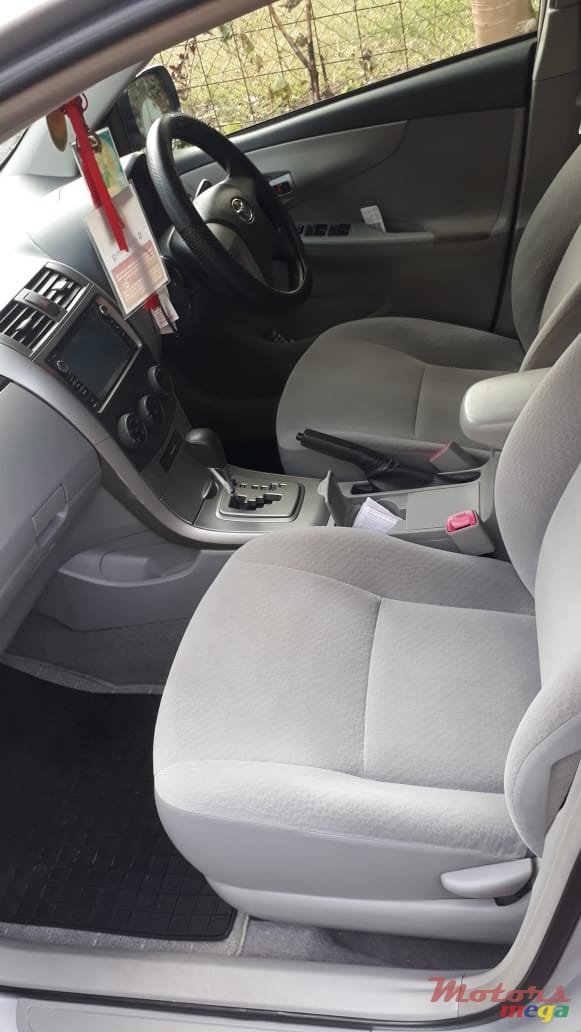 2012' Toyota Axio photo #4