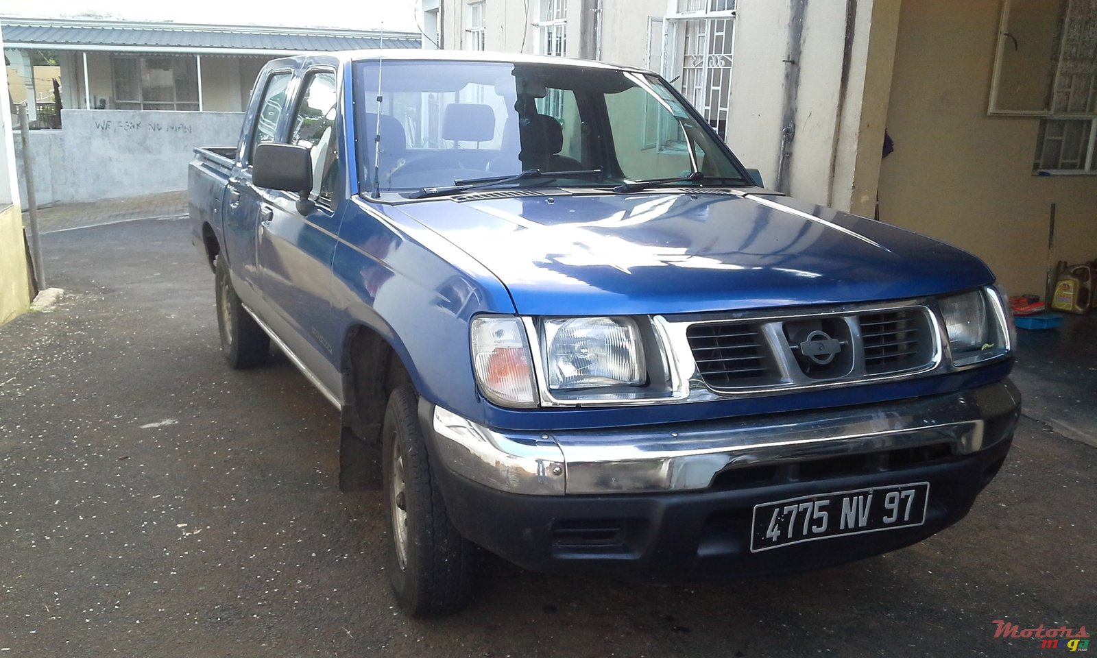 1997' Nissan Hardbody photo #1