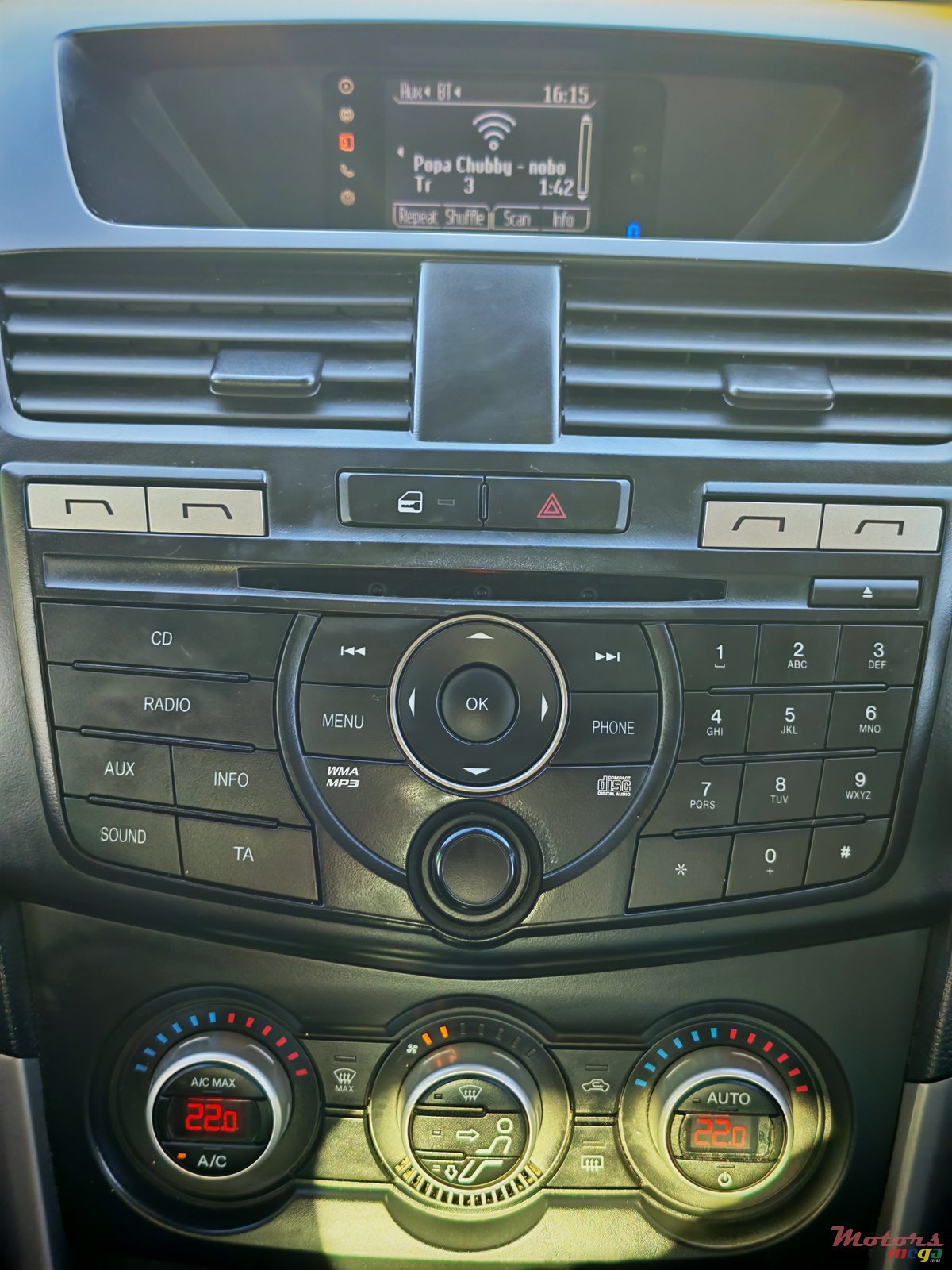2019' Mazda BT-50 4x4 2.2 photo #3