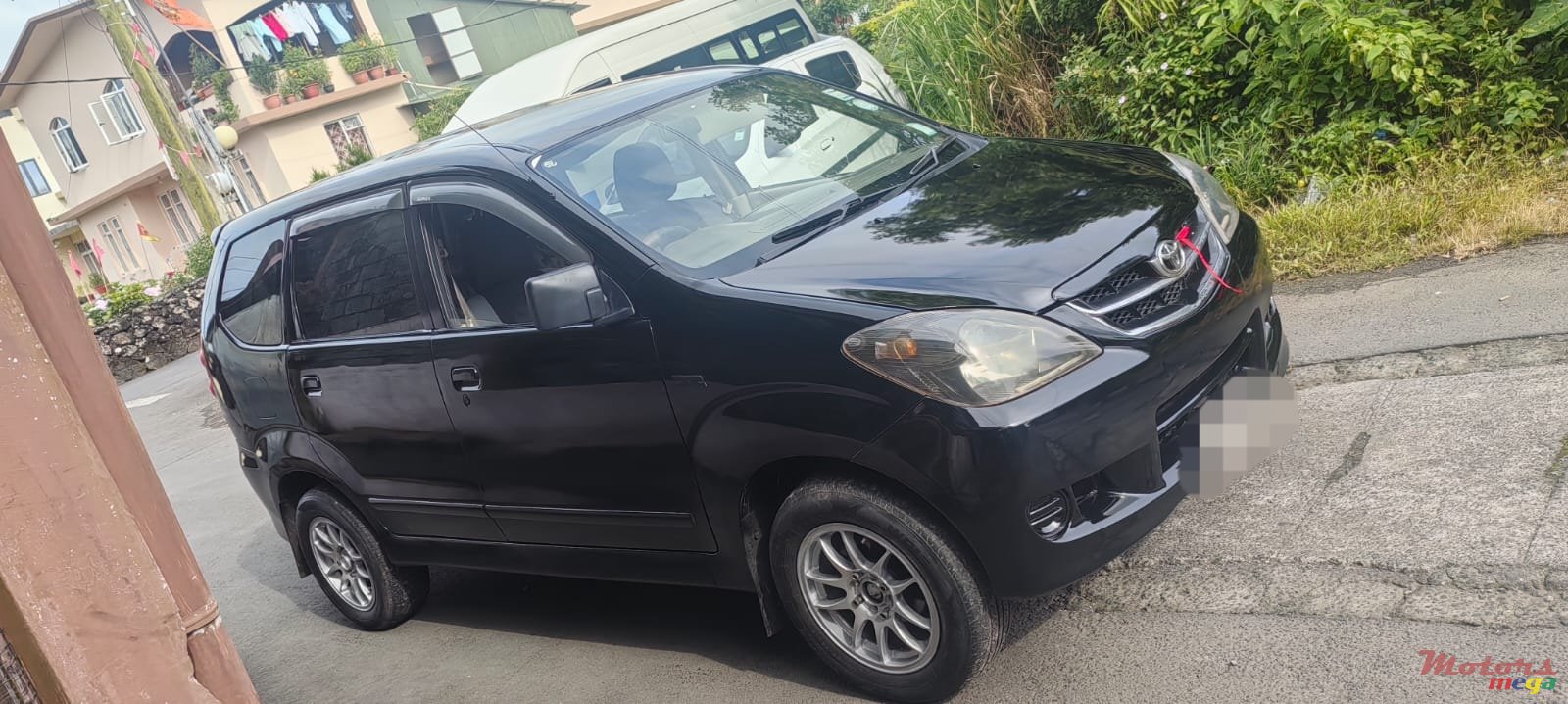 2008' Toyota Avanza photo #2