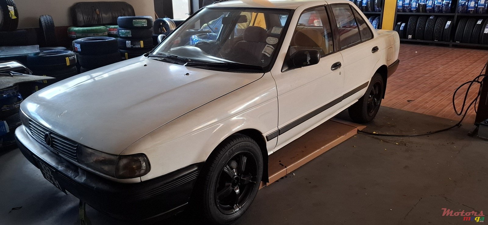 1991' Nissan Sunny photo #6