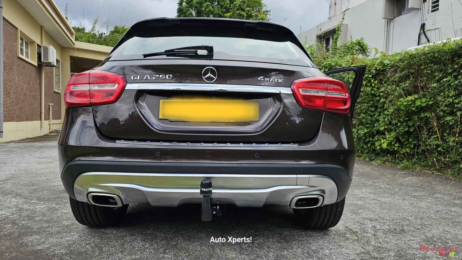 2014' Mercedes-Benz GLA 250 photo #6