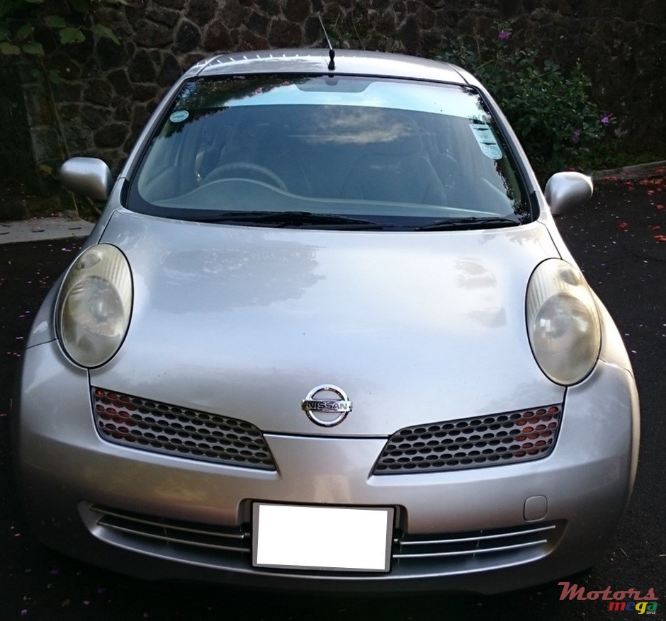 2004' Nissan Micra photo #1