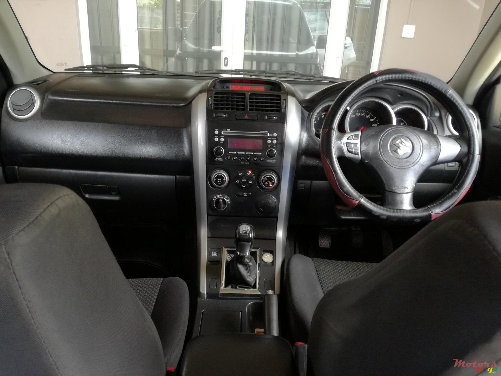 2007' Suzuki Grand Vitara SUV photo #5