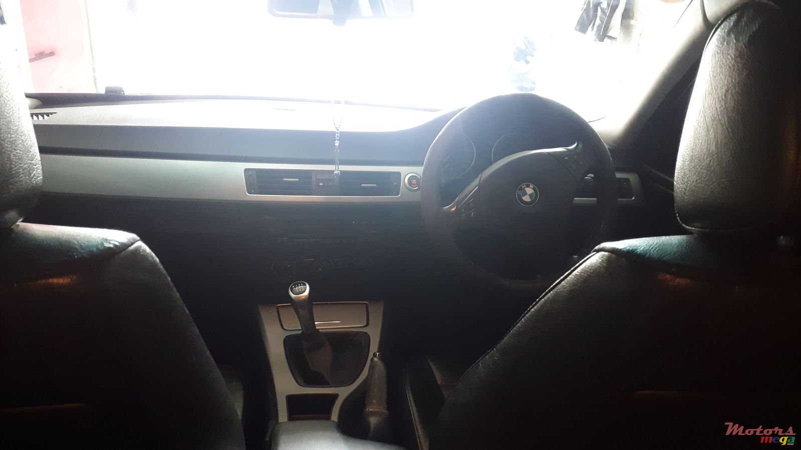 2005' BMW 320 photo #6