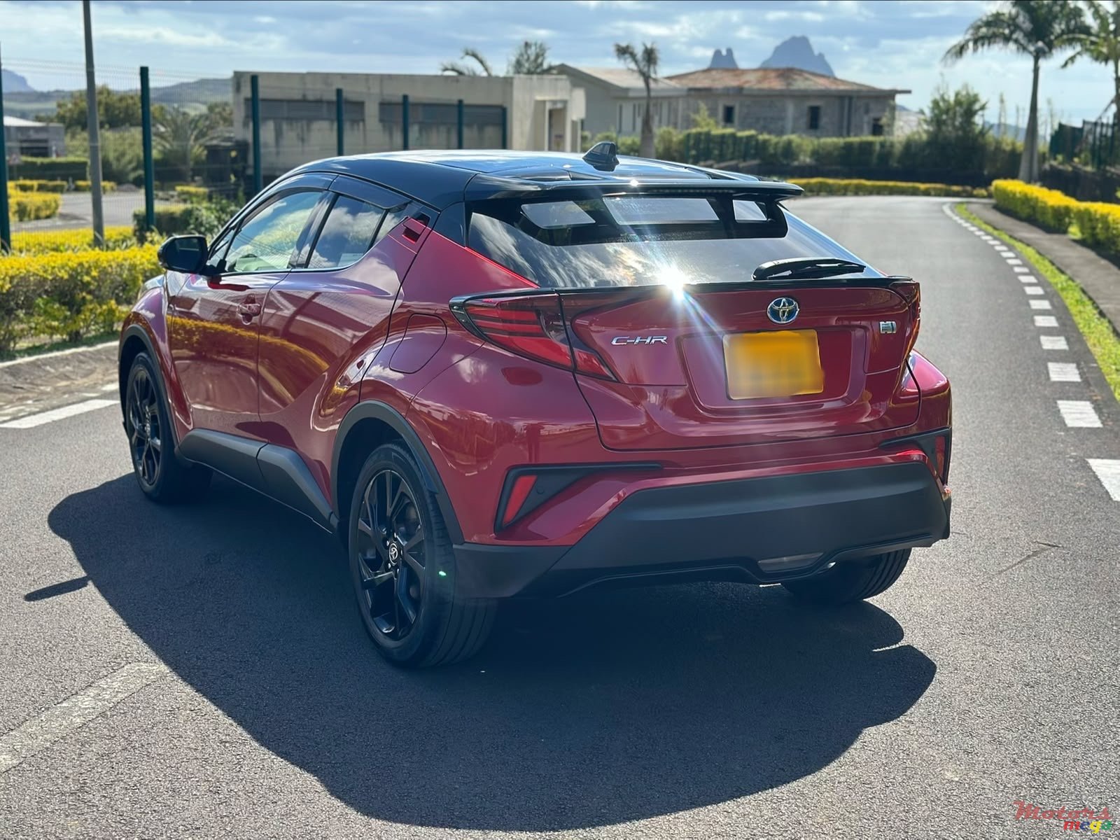 2021' Toyota CHR Nero Plus photo #4