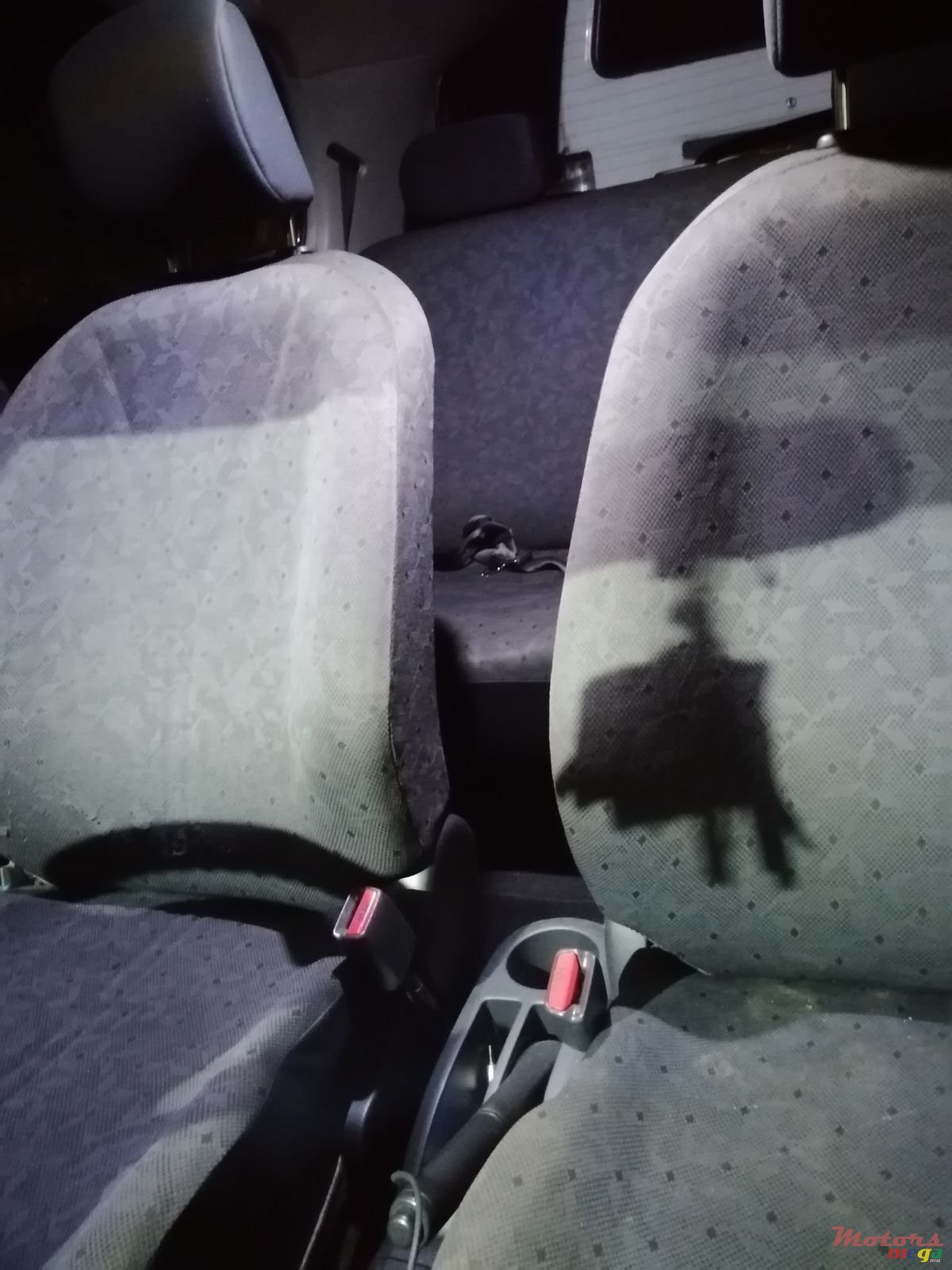 2010' Toyota Vitz photo #5