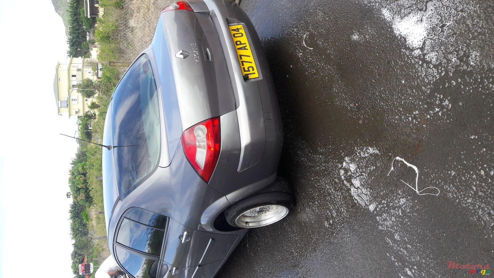 2004' Renault Megane photo #1