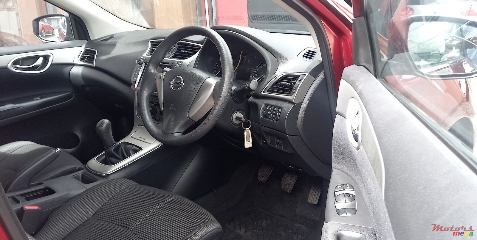 2015' Nissan Sentra photo #5