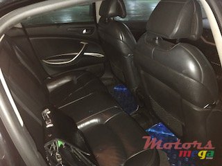 2011' Citroen C5 photo #4