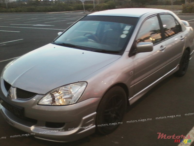 2004' Mitsubishi recond GLX photo #1