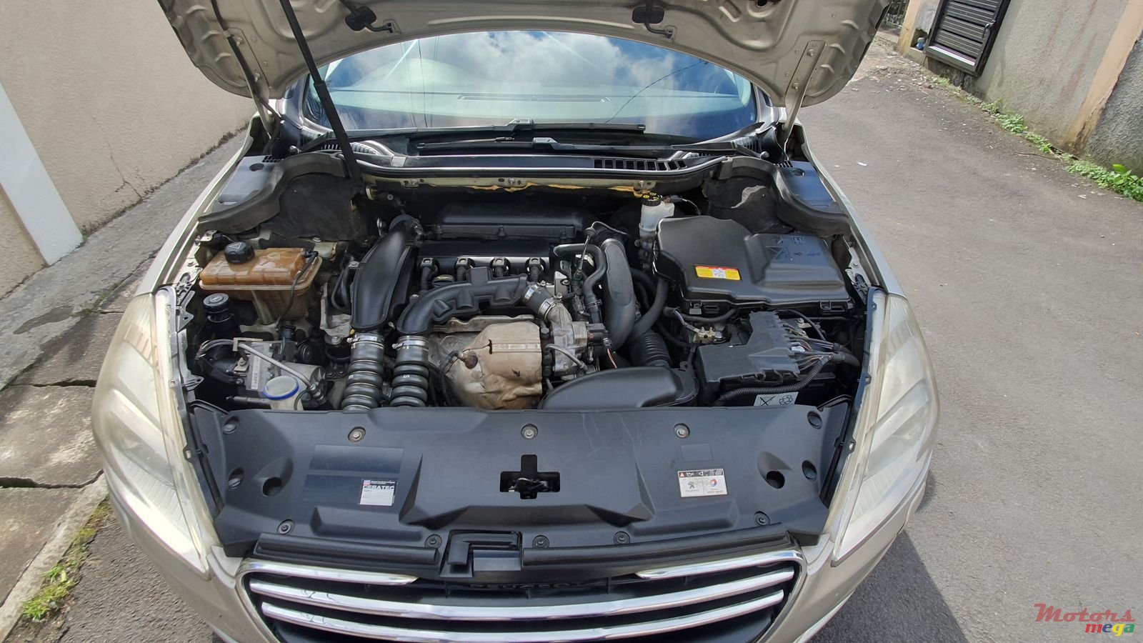 2012' Peugeot 508 photo #2