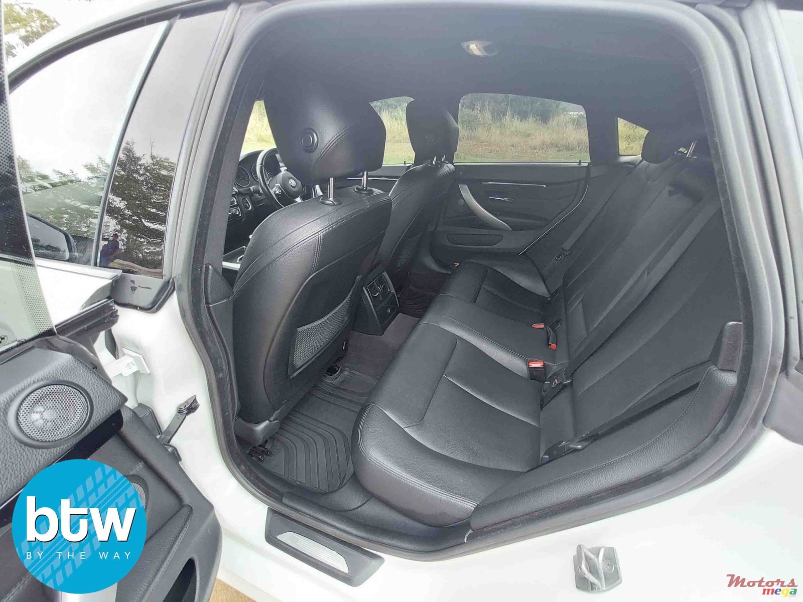 2017' BMW 4 Series Gran Coupe photo #5