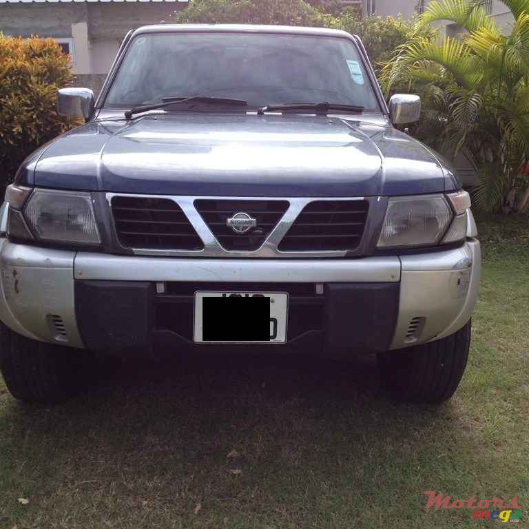 2000' Nissan Patrol photo #1