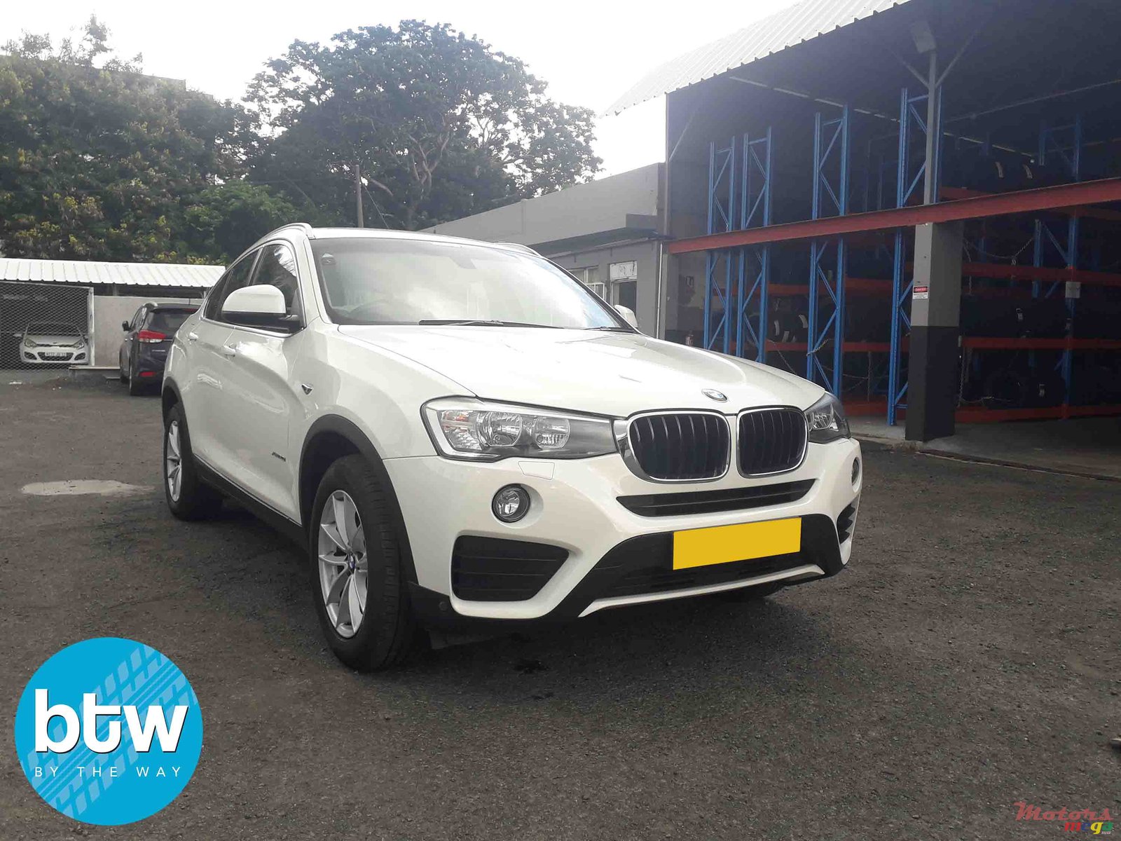 2015' BMW X4 xDrive20i (F26) photo #1