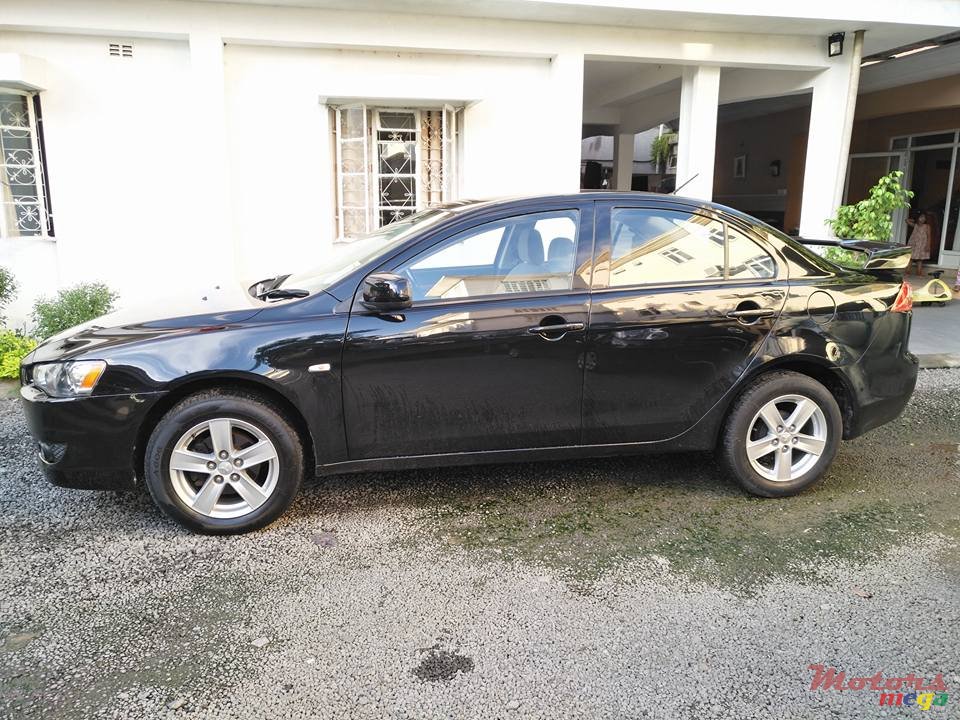 2008' Mitsubishi Lancer EX photo #3