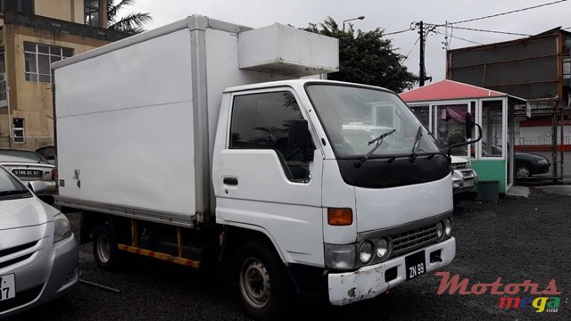 1999' Toyota Dyna photo #5