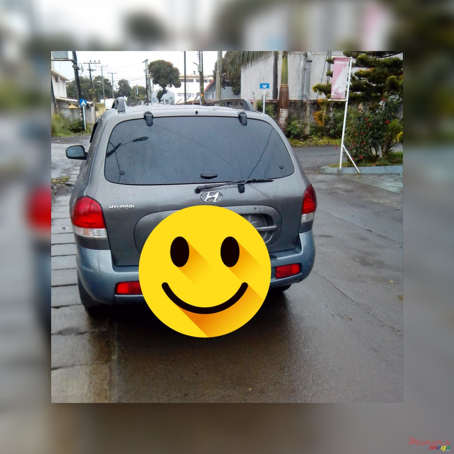 2005' Hyundai Santa Fe photo #2