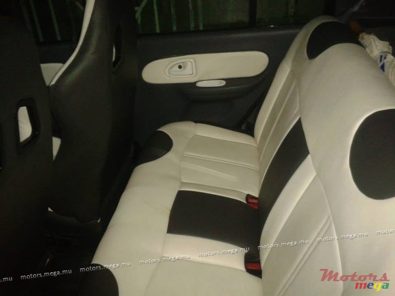 1998' Renault Clio photo #4