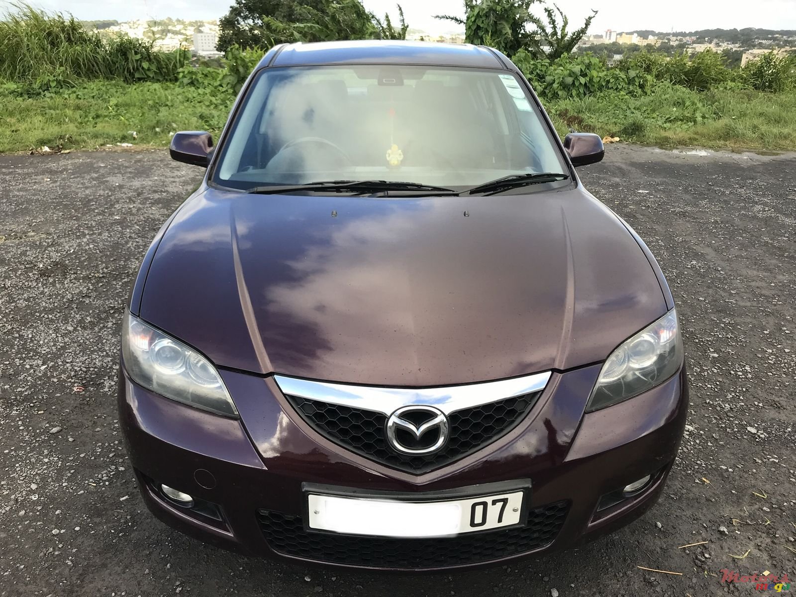 2007' Mazda 3 photo #1