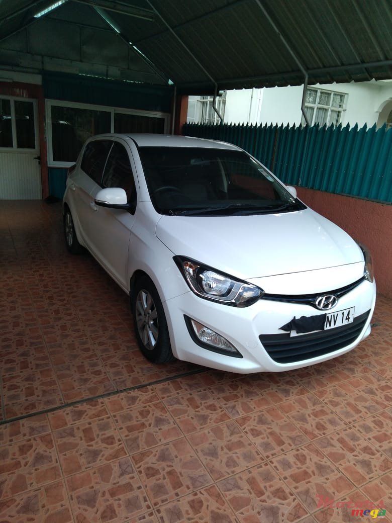 2014' Hyundai i20 photo #1