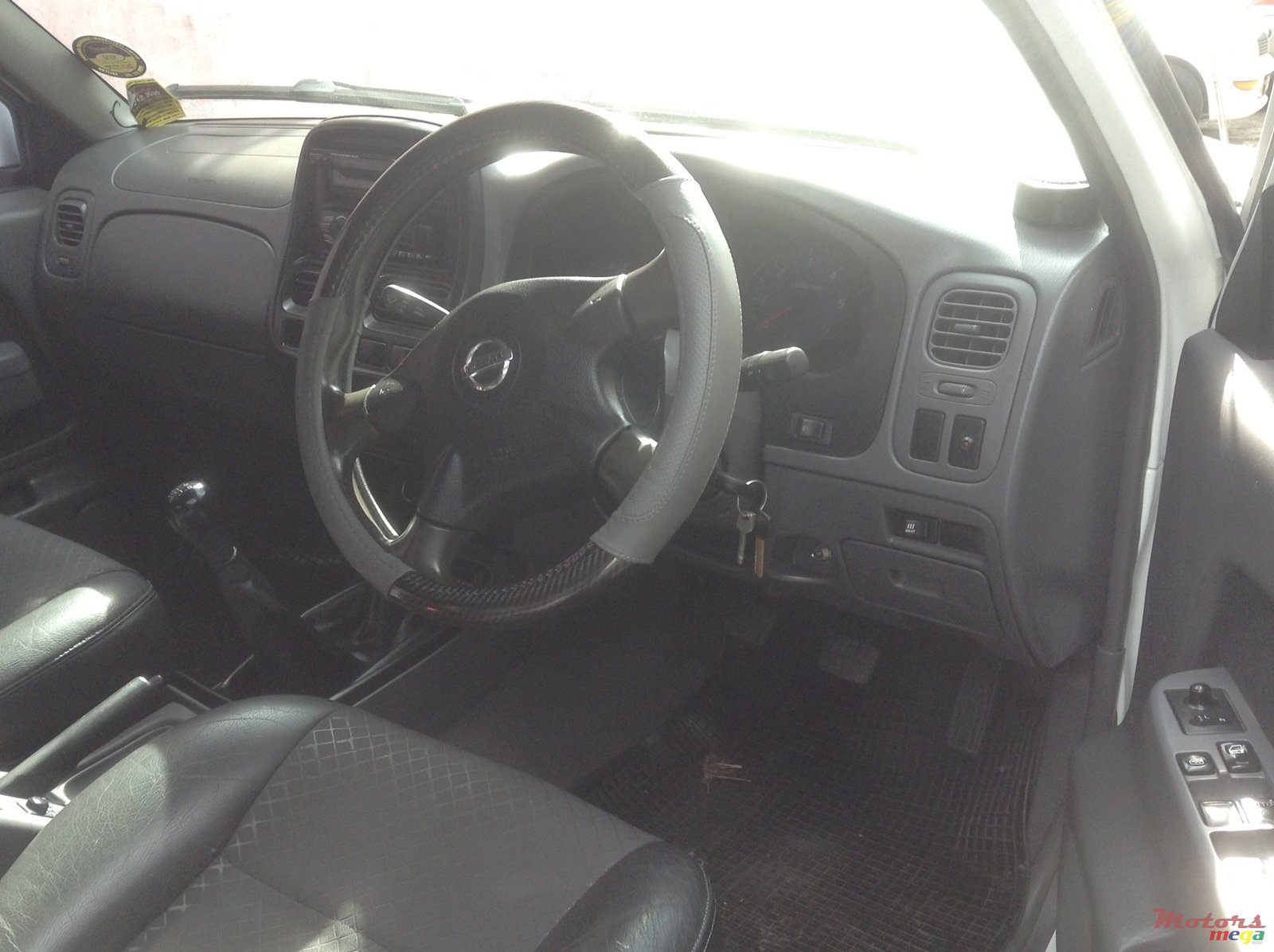 2008' Nissan Hardbody photo #4