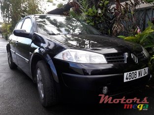 2004' Renault Megane Original photo #1