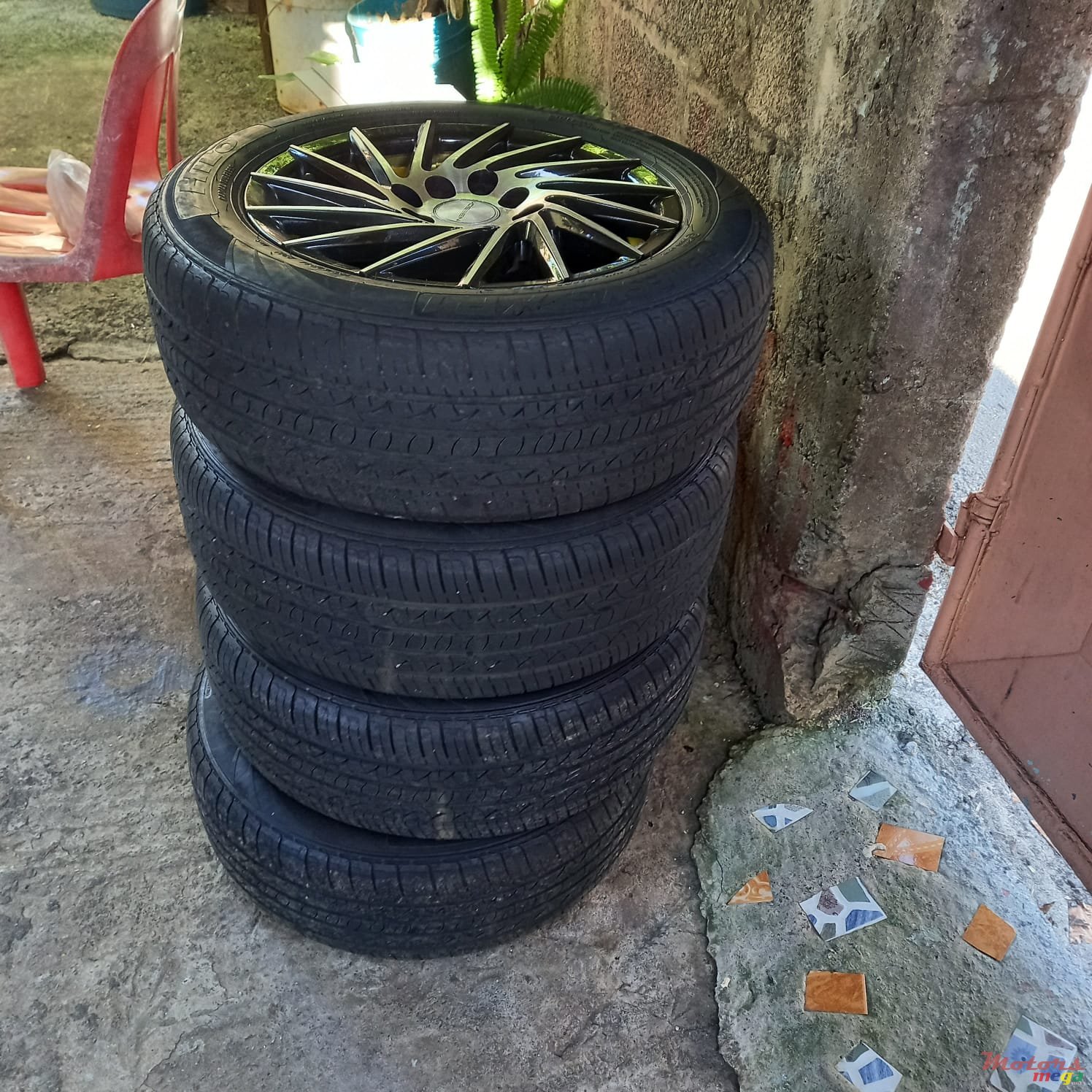 2011' Hyundai photo #1