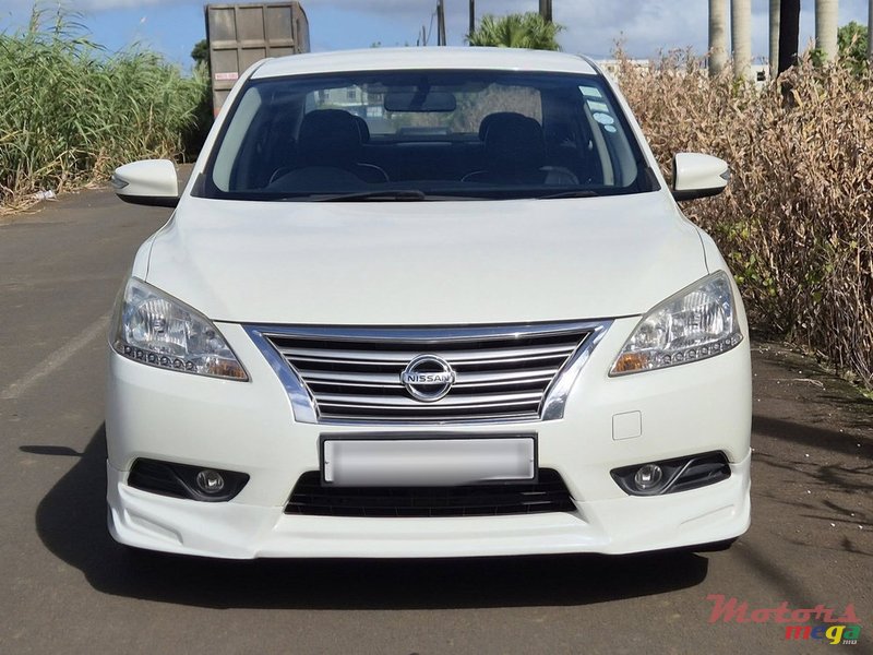 2017' Nissan Sentra photo #2