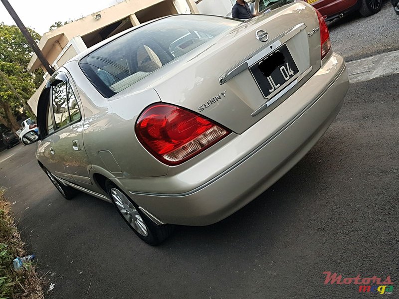 2004' Nissan Sunny Full option photo #3