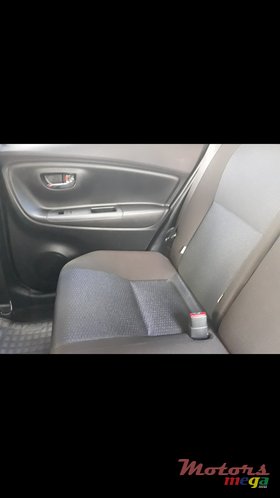 2018' Toyota Vitz photo #3