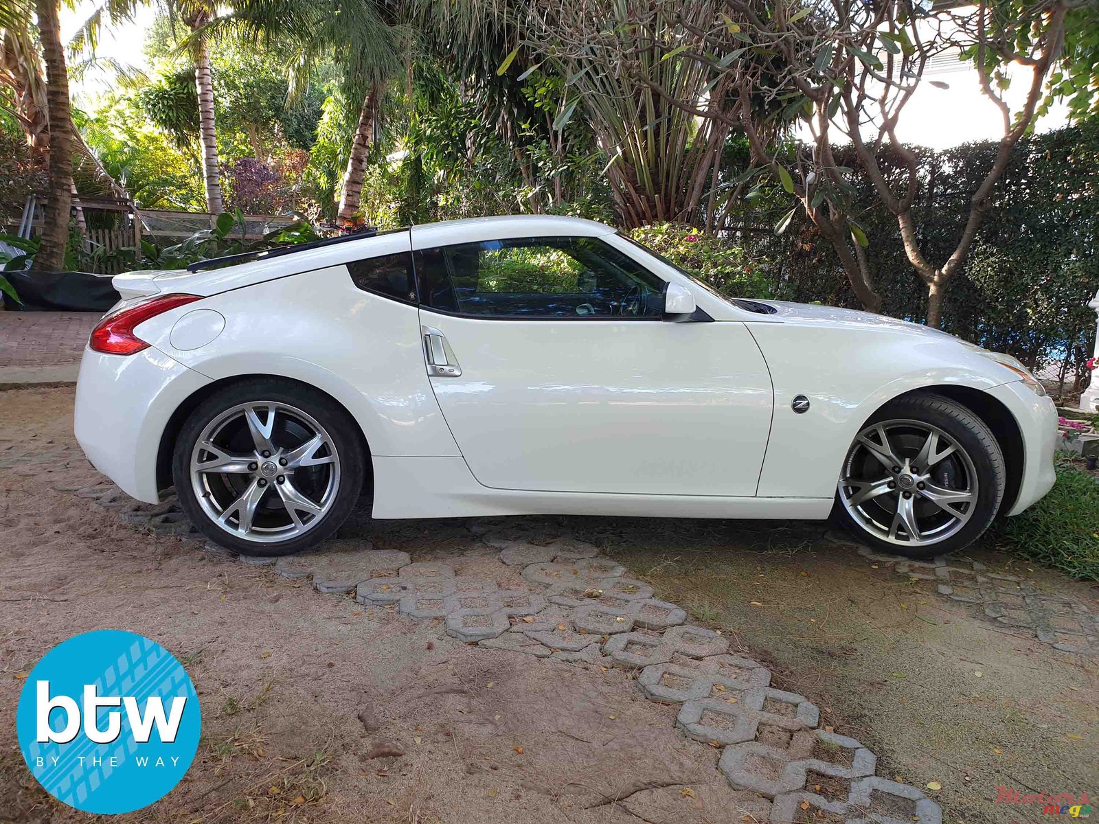 2013' Nissan 370Z V6 photo #2