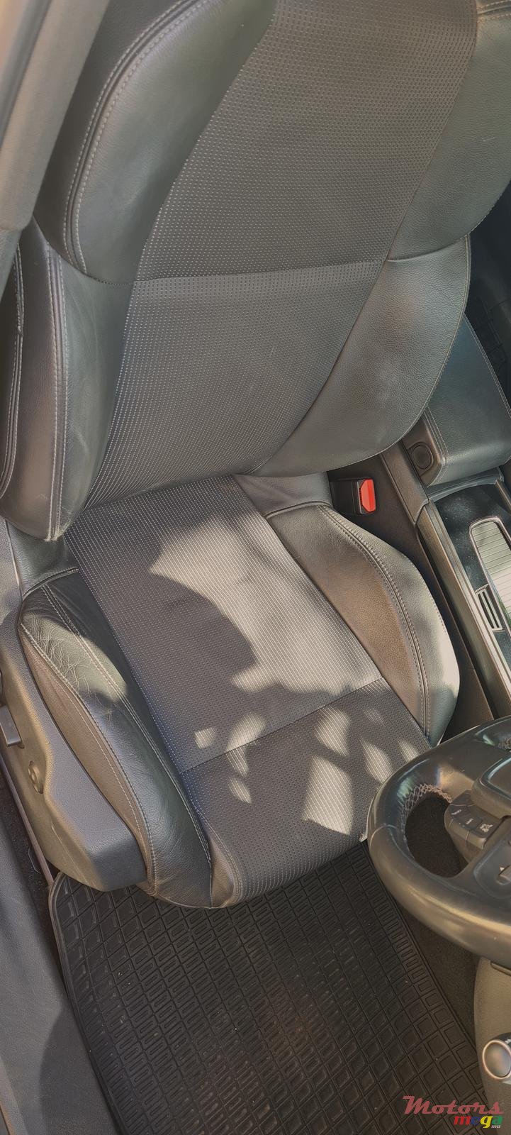 2014' Peugeot 508 photo #6