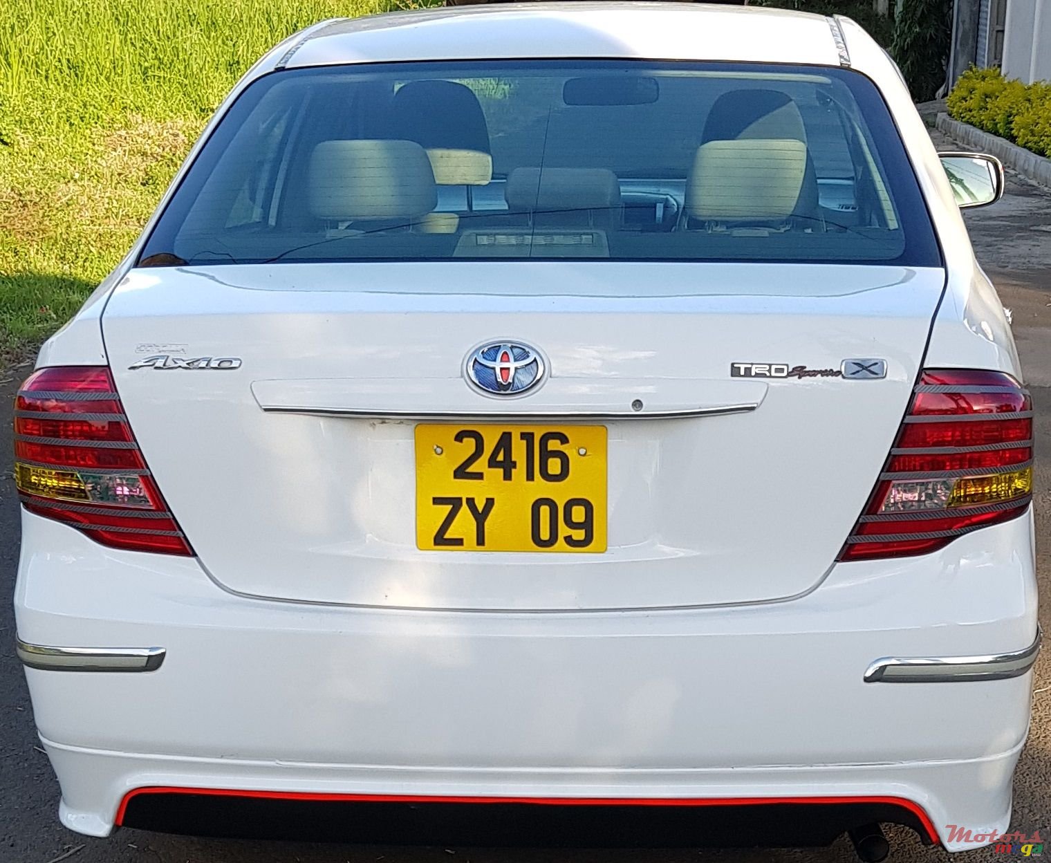 2009' Toyota Axio Full Option photo #2