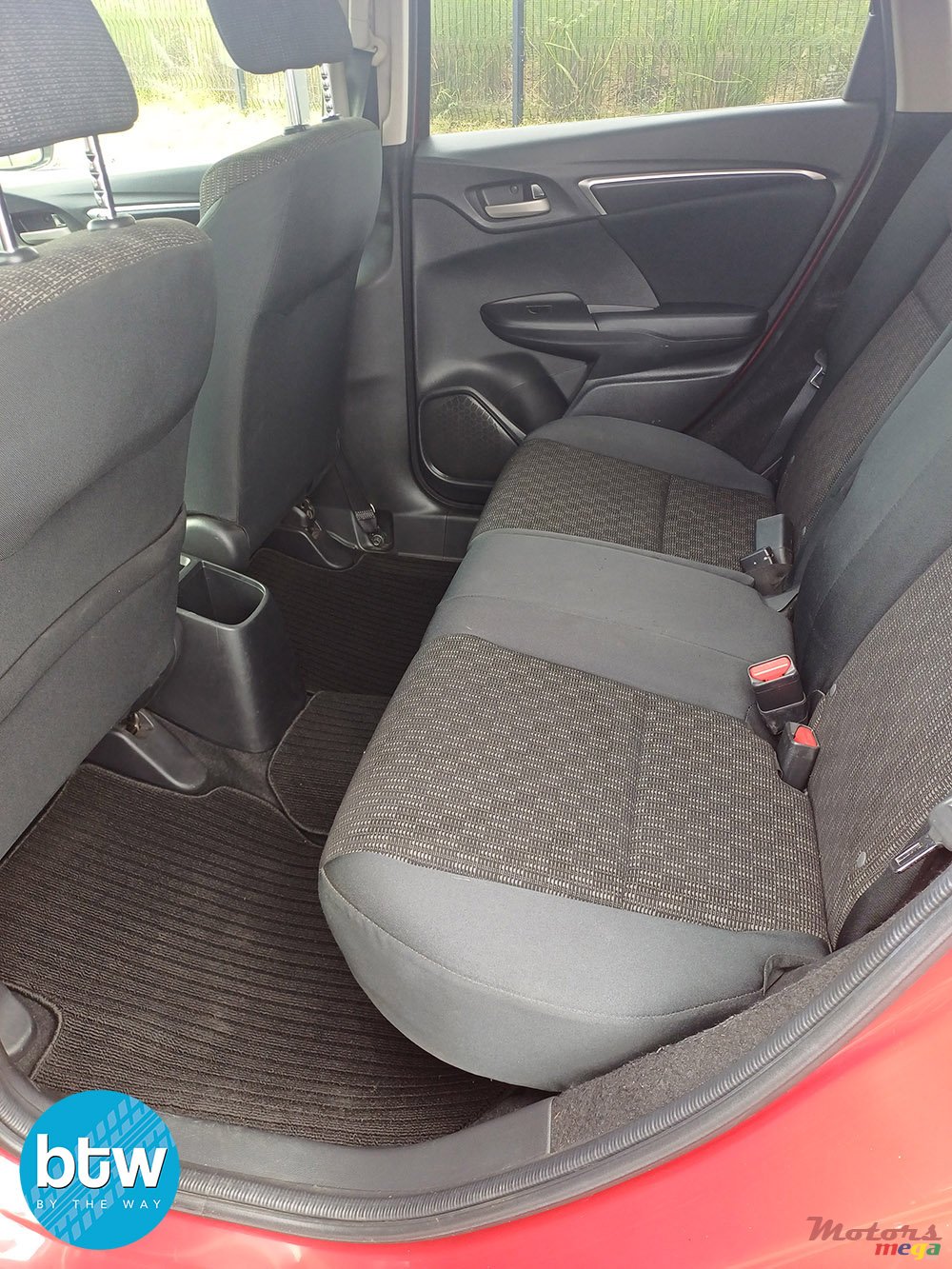 2017' Honda Fit photo #5