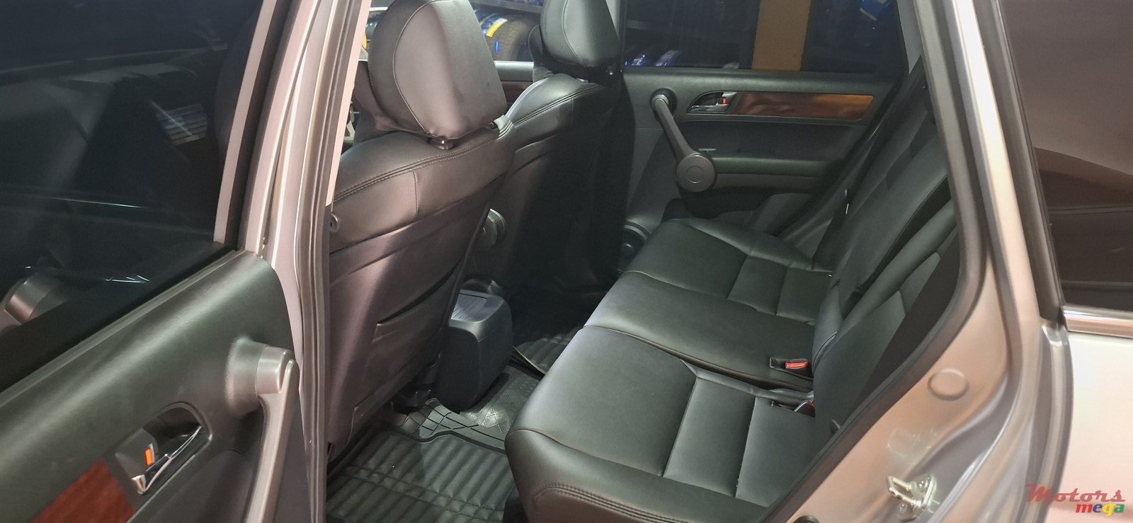 2009' Honda CR-V photo #4