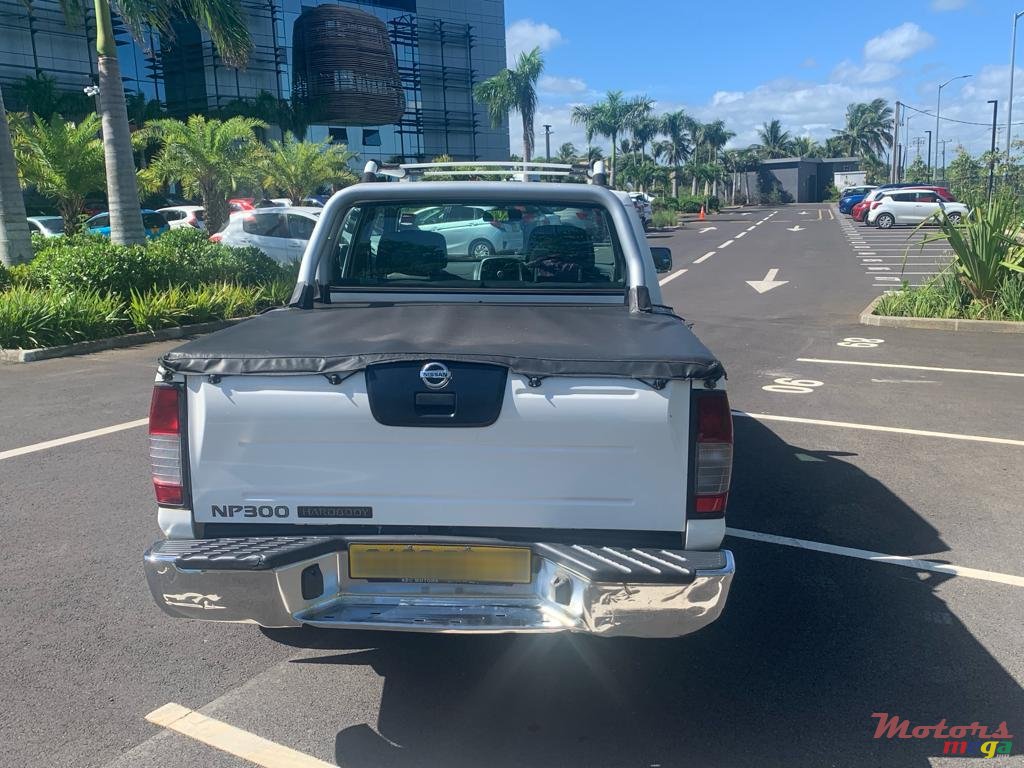 2014' Nissan Pickup No photo #3