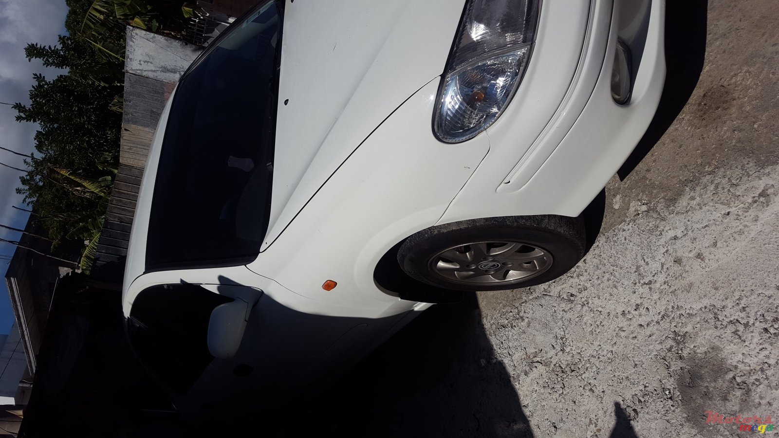 2003' Nissan N16  FULL OPTION photo #3