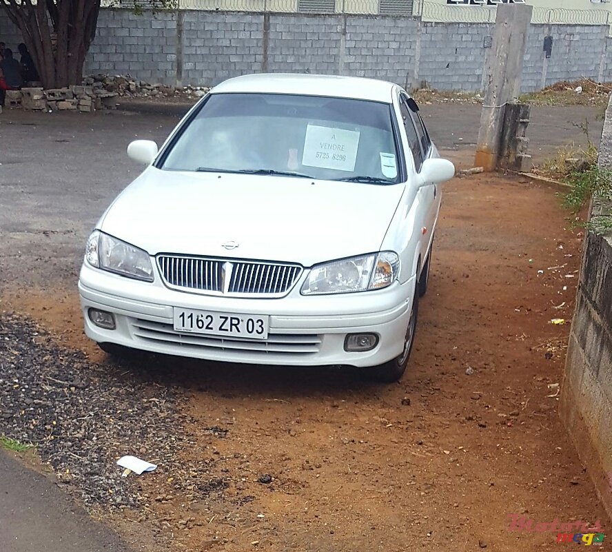 2003' Nissan N16 FULL OPTION photo #1