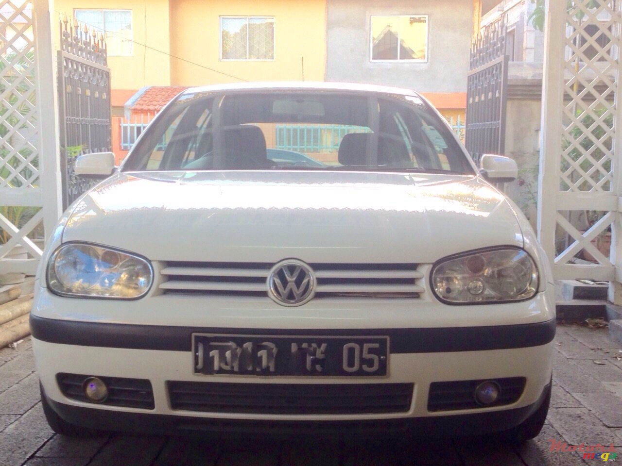 2005' Volkswagen Golf IV photo #2