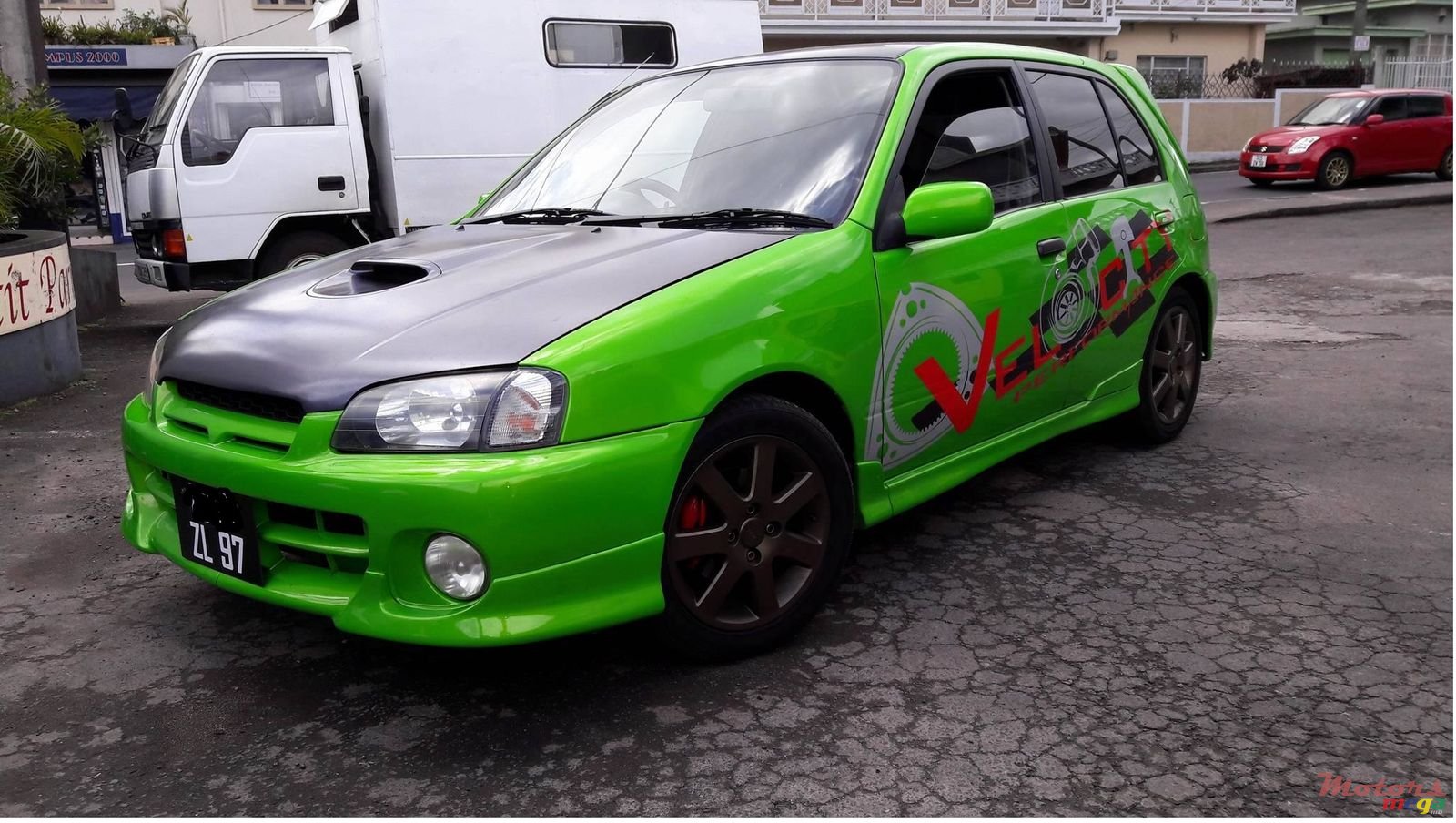 1997' Toyota Starlet Glanza photo #1