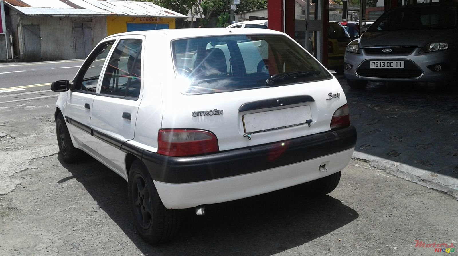 2000' Citroen Saxo photo #2