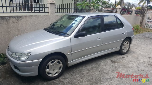 2000' Peugeot 306 XT photo #2