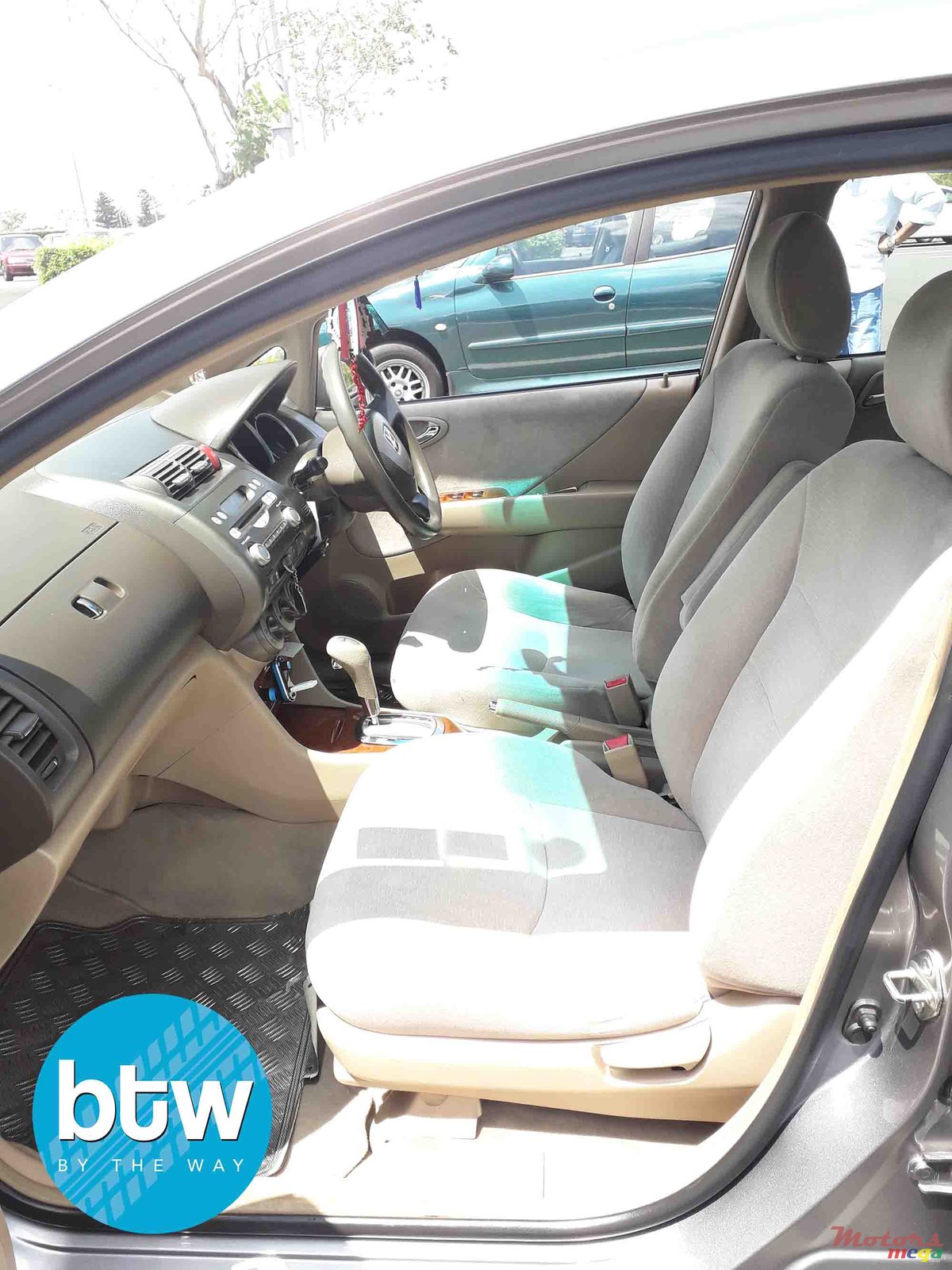 2007' Honda City photo #4